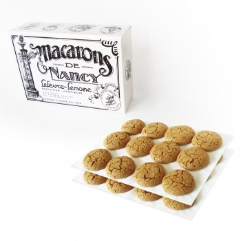 Nos boîtes de deux douzaines de Macarons de Nancy. Poids : 0,5 kg